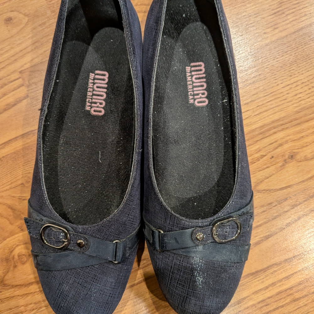Women's Navy Blue Flats Munro Josie Crosshatch
